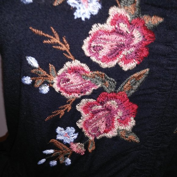 American Eagle Outfitters One Piece Romper Medium Black Red Stretch Floral Embro - Picture 6 of 14